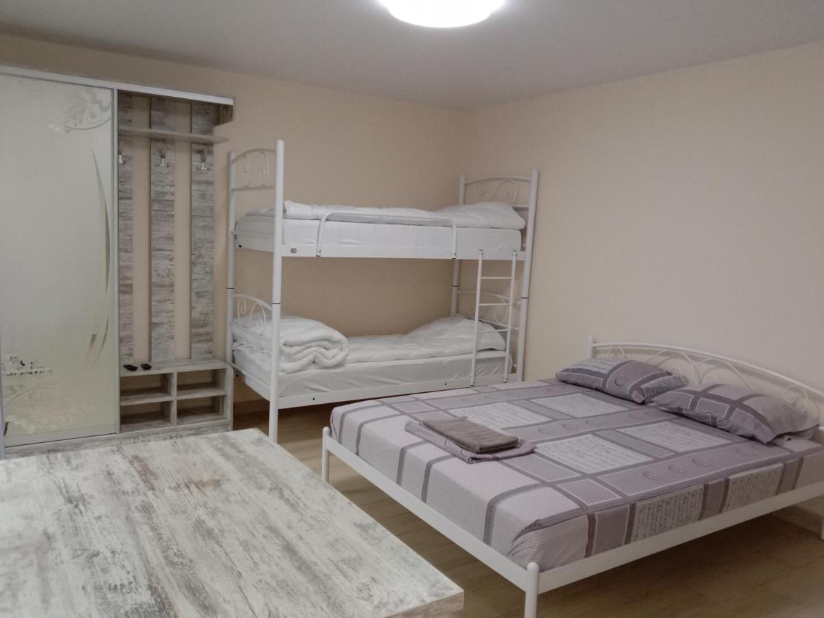 Однокімнатна 105 Apartment Khmel'nyts'kyy Exterior photo